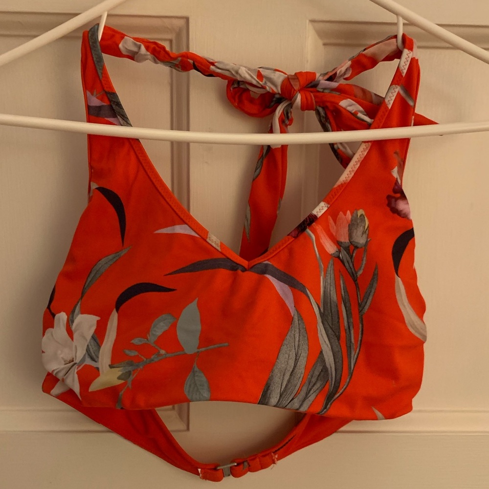 Athleta M Swimsuit set-- EUC. Waimea print